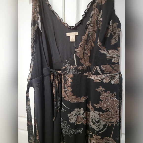 Dress - Picture 12 of 13